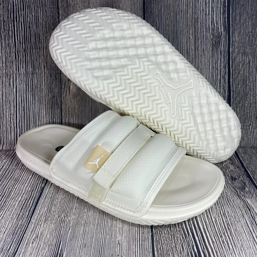 Jordan Super Play Slides Sandals Coconut Milk Men's Size 40🌴✌️